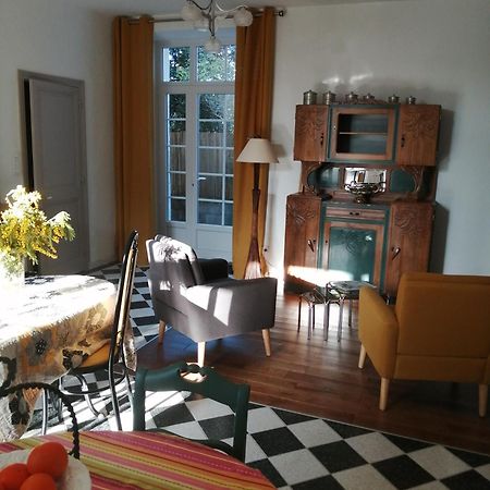 Bed and Breakfast Au Logis De Vechillot Angoulême Zewnętrze zdjęcie